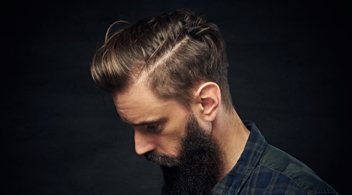 30 penteados longos inspiradores para os homens