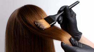 Destaques da cor do cabelo no inverno de 2025–2026: ideias da moda para morenas e loiras
