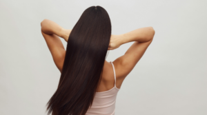 Idéia para cores de cabelo de primavera 2026: looks brilhantes, leves e fáceis de usar para morenas e loiras