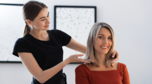Cortes de Cabelo para Rosto Alongado: Como Equilibrar e Valorizar em 2026